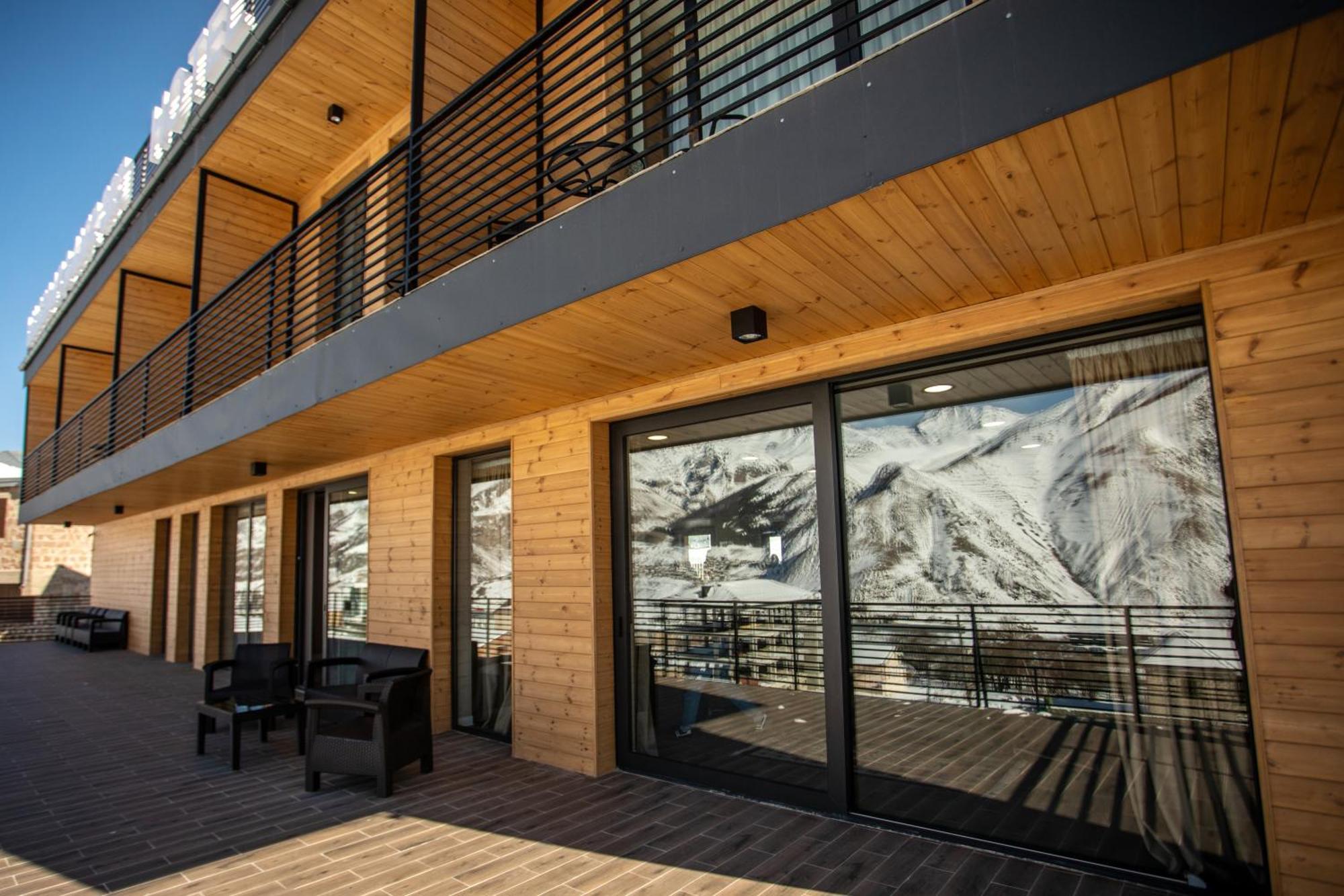 Kazbegi Hotel Grand View Экстерьер фото