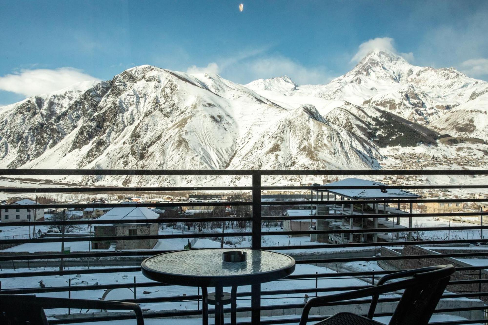 Kazbegi Hotel Grand View Экстерьер фото