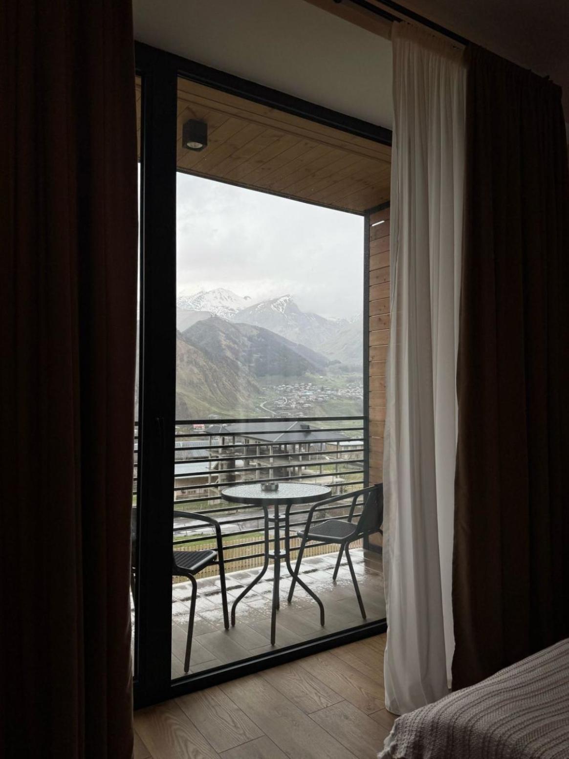Kazbegi Hotel Grand View Экстерьер фото